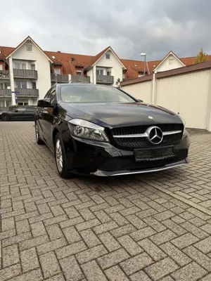 Mercedes-Benz A 180 (BlueEFFICIENCY)