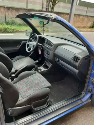 Volkswagen Golf Cabriolet Cabrio 1.6 Joker Bild 4