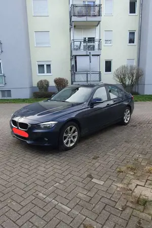BMW 328 i Aut.