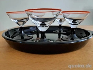 Likörgläser mit Tablett, Vintage