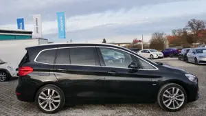 BMW 218 218 d Automatik Euro 6 LED Sitzheiz Klima Navi AUX Bild 2