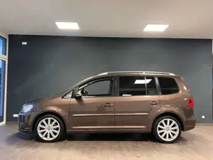Volkswagen Touran 1.4 TSI Highline DSG / LED / PANO / TEMPOMAT / Bild 2