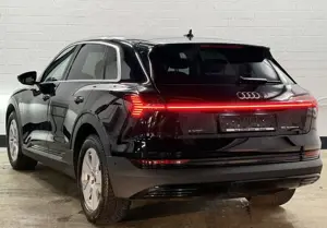 Audi e-tron 50 quattro   HUD   virtual cockpit Bild 4