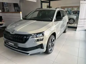 Skoda Karoq 1.5 TSi ACT Sportline AHK Matrix Navi Kam