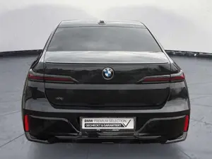 BMW 740 d xDrive M Sportpaket Pro Iconic Glow AHK Mul Bild 5