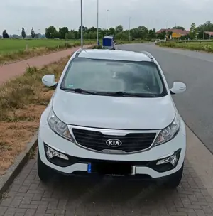 Kia Sportage 1.6 GDI 2WD Attract TÜV NEU
