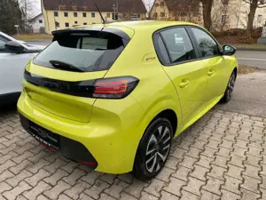 Peugeot 208 Style Pure Tech 100 Bild 5