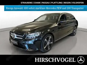 Mercedes-Benz C 300 de AVANTGARDE+AHK+DISTRON+Navi+LED+Kam+PDC