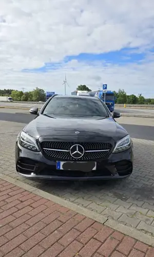 Mercedes-Benz C 220 d 4Matic T 9G-TRONIC AMG Line