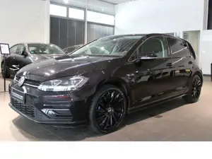 Volkswagen Golf 2.0 TDI R line *LED*PDC*NAVI*AHK*DSG*