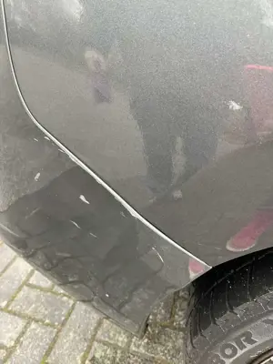 Peugeot 5008 e-HDI FAP 115 EGS6 StopStart Active Bild 4