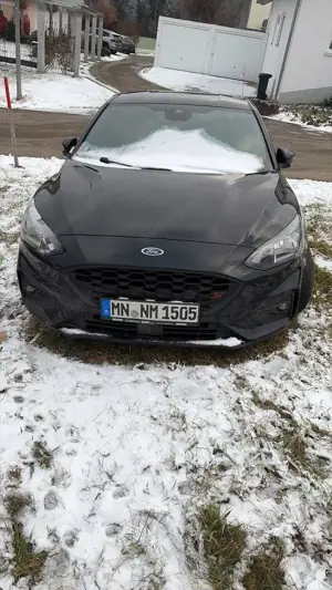 Ford Focus 1.5 EcoBoost Start-Stopp-System ST-Line