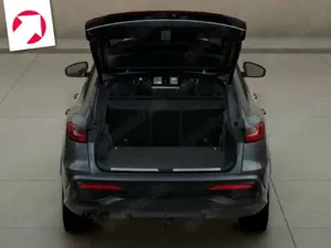 Audi Q5 SUV TDI quattro 220 kW S tronic Bild 4