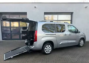 Opel Combo Edition Automatik Behindertengerecht 5+ Rollstuhl