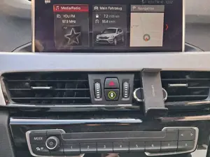 BMW X1 sDrive18i Aut. mit BMW-Premium Garantie bis 4/27 Bild 3