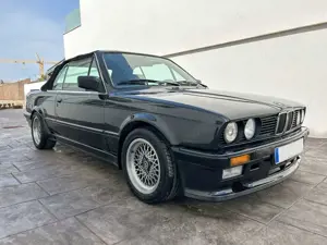 BMW 325 325i e30 Bild 3