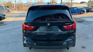 BMW 220 220d Gran Tour xDrive M Sport/HeadUp/Navi/Kamera Bild 4