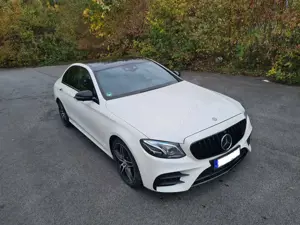 Mercedes-Benz E 220 E 220 d 9G-TRONIC AMG Designo