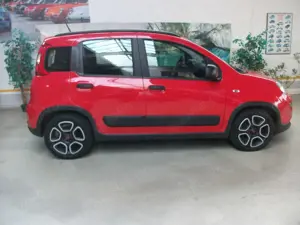 Fiat Panda Panda/Pandina 1.0 GSE Hybrid Red