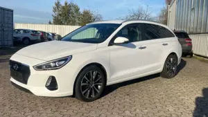 Hyundai i30 Kombi 1.4 T-GDI DCT-Aut. - TÜV neu, Service neu