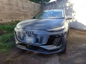 Audi Q6 e-tron performance S-Line Luftfahrwerk Bild 5