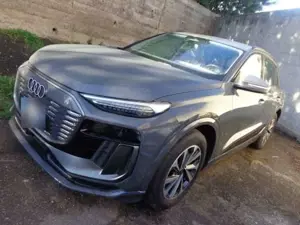 Audi Q6 e-tron performance S-Line Luftfahrwerk Bild 4