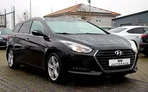 Hyundai i40 1.7 CRDi/VOLL SHEFT/KLIMA/SHZ/PDC/TEMP/BT/ Bild 3