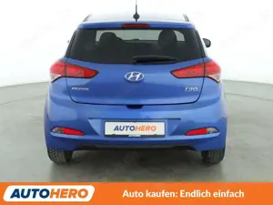 Hyundai i20 1.2 Passion*SHZ*KLIMA*GARANTIE* Bild 5