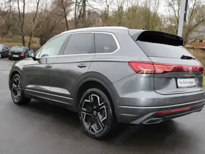 Volkswagen Touareg 3.0 V6 TDI Elegance 4M NP:108 T€-PANO-LUFTFED.- Bild 5