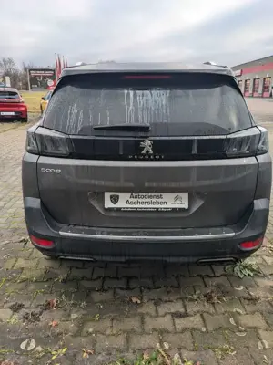 Peugeot 5008 PureTech 130 EAT8 Stop  Start Allure Pack Bild 2