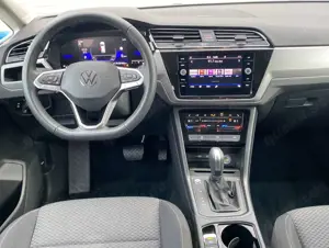 Volkswagen Touran 1.5TSI DSG*voll LED*7 Sitze*ACC*DAB Bild 5