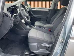 Volkswagen Touran 1.5TSI DSG*voll LED*7 Sitze*ACC*DAB Bild 4