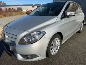 Mercedes-Benz B 200 B 200 *NAVI*SITZHEIZUNG*ELEKTR.SITZE*TOP*