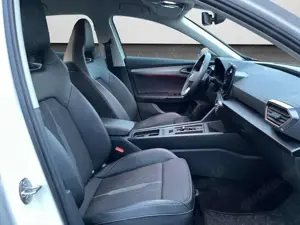 CUPRA Formentor 1.4 PHEV SHZ*EPH*KESSY*CARPLAY uvm... Bild 3