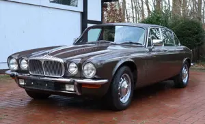 Daimler Double Six Vanden Plas