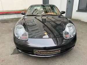 Porsche 996 911 Carrera 4 Millennium Bild 2