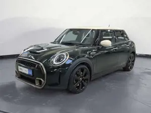 MINI Cooper S Resolute Edition Navi PDC Klimaautomati Bild 2