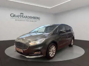 Ford S-Max Hybrid Trend