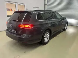 Volkswagen Passat Bild 4