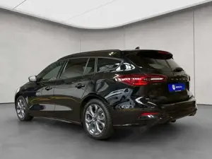 Ford Focus Turnier 1.0 EcoBoost Hybrid Aut. ST-LINE X Bild 4
