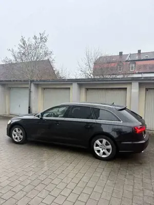 Audi A6 Avant 2.0 TDI ultra S tronic Tüv neu Bild 2
