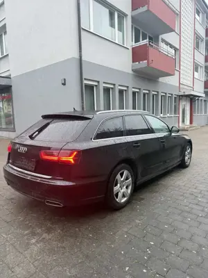 Audi A6 Avant 2.0 TDI ultra S tronic Tüv neu Bild 5