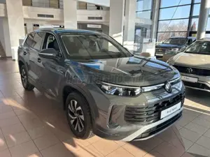 Volkswagen Tayron 1.5 eTSI DSG Life 7-Si AHK Area Easy Navi