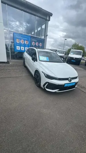 Volkswagen Golf Variant 2.0 TDI 110 kW R-Line