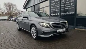 Mercedes-Benz E 350 d T - ASSISTS - AHK - PANO - AHK -