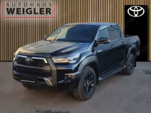 Toyota Hilux Double Cab 2.8 Aut. Invincible Kein-EU-Fzg.
