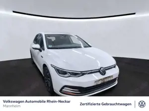 Volkswagen Golf VIII 1.5 eTSI Style DSG Navi Kamera LED Plu Bild 4