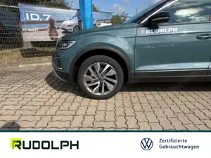 Volkswagen T-Roc Goal 1.5 TSI DSG LED Navi ACC SHZ Fernlichtass. Bild 4