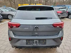 Volkswagen T-Roc R 4Motion Akropovic Bild 5