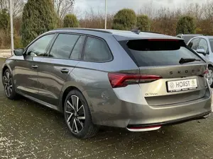 Skoda Octavia 2.0 TSI DSG 4x4 Sportline AHK Kessy Bild 3